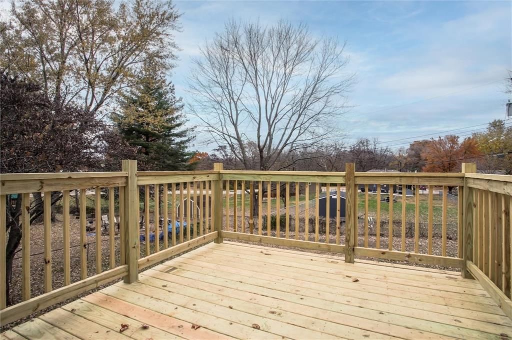 1104 NE Columbus Street — photo 25