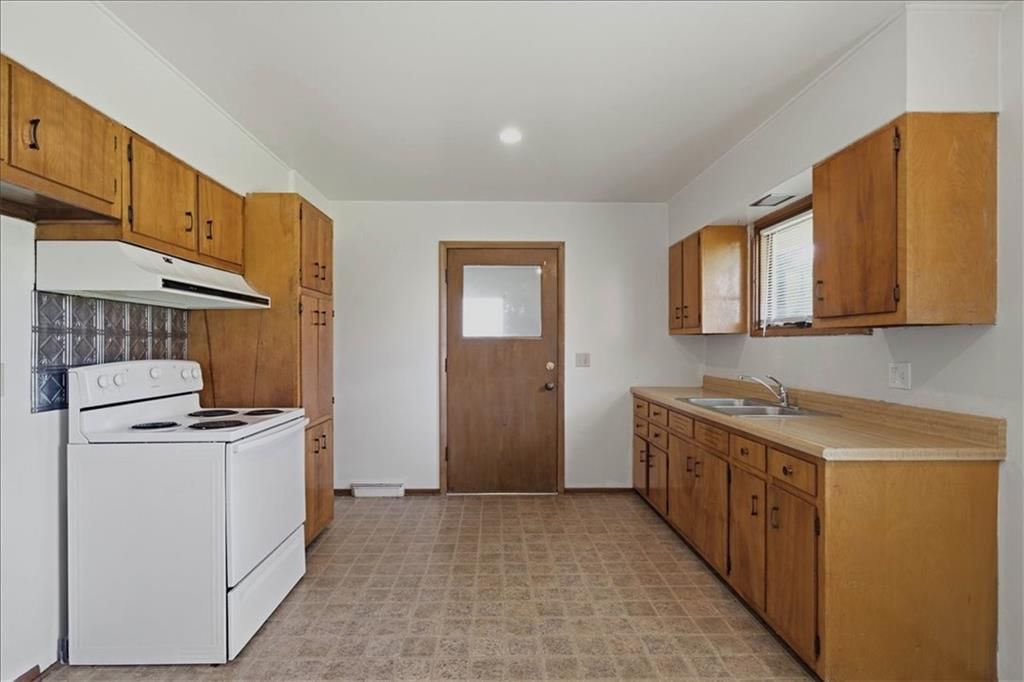 4103 E 107th Street — photo 10