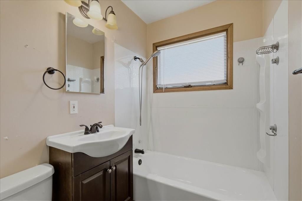 4103 E 107th Street — photo 15