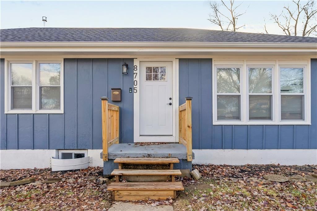 8705 E 53rd Terrace — photo 6