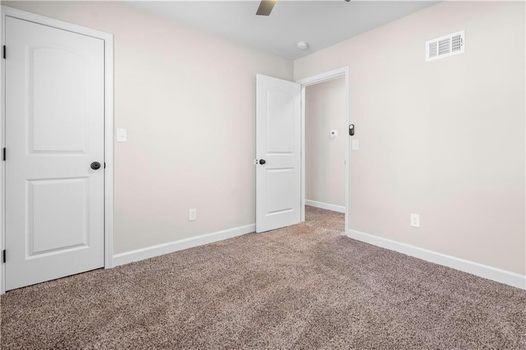 8705 E 53rd Terrace — photo 28