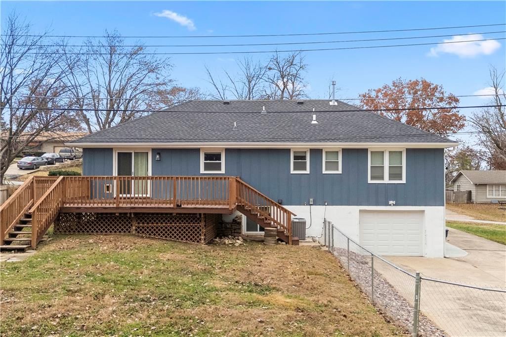 8705 E 53rd Terrace — photo 47
