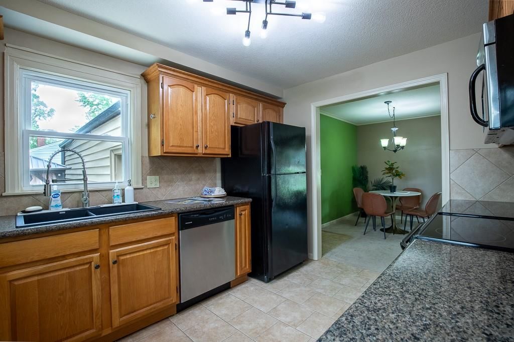 3410 Blue Ridge Boulevard — photo 9