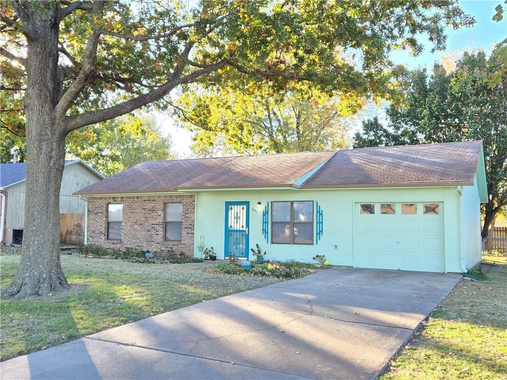 601 Landon Drive — photo 3