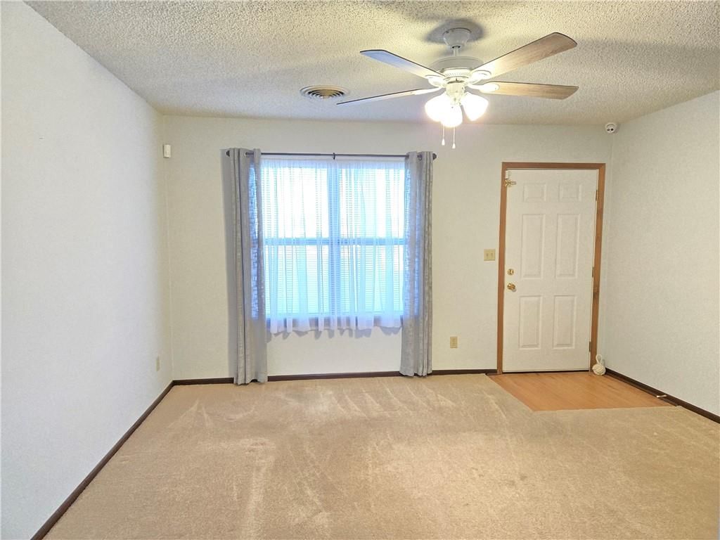 601 Landon Drive — photo 6