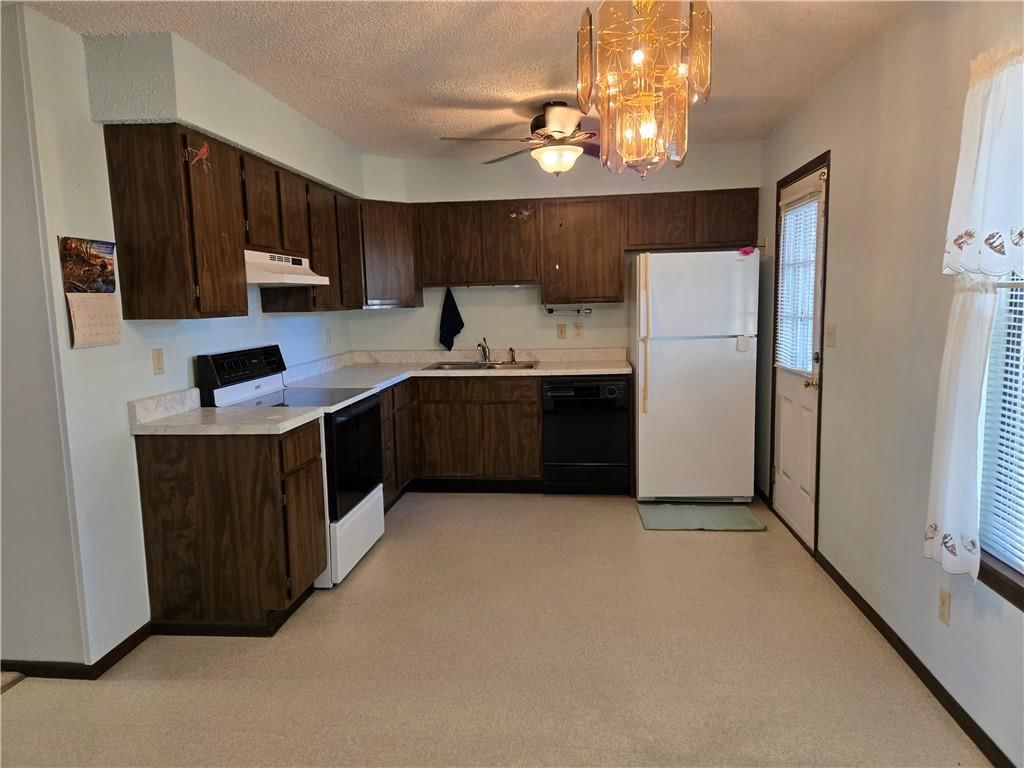 601 Landon Drive — photo 11