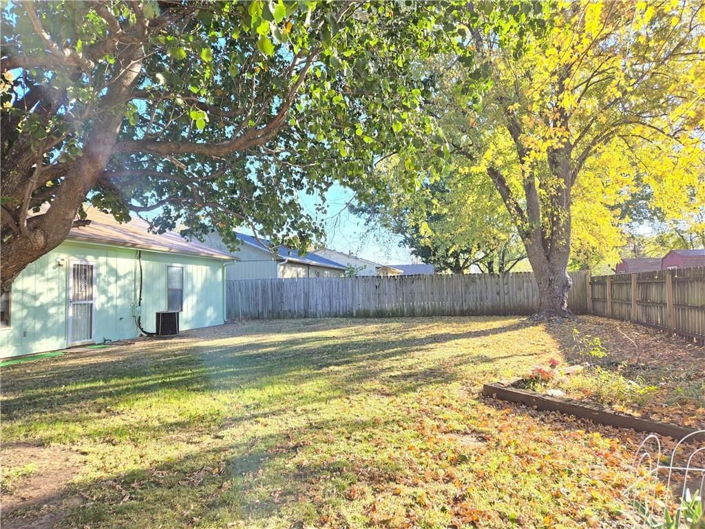 601 Landon Drive — photo 34