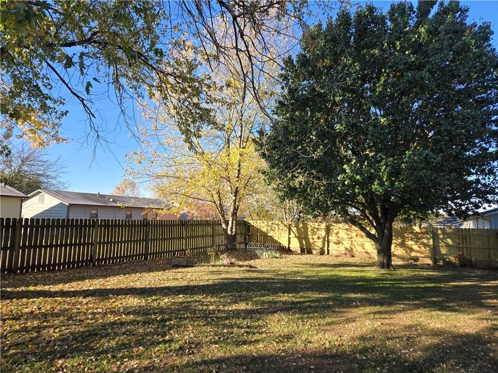 601 Landon Drive — photo 38