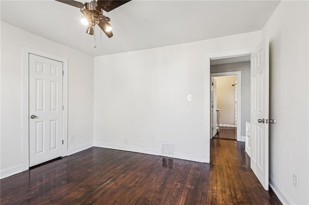 619 E 42ND Street — photo 16