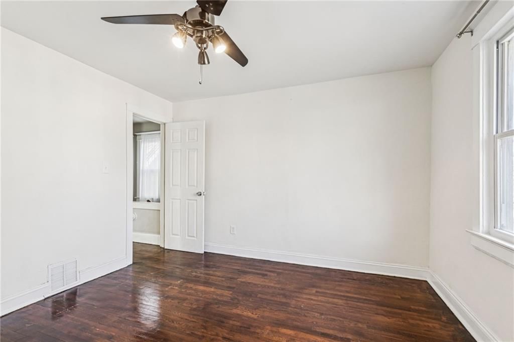 619 E 42ND Street — photo 17