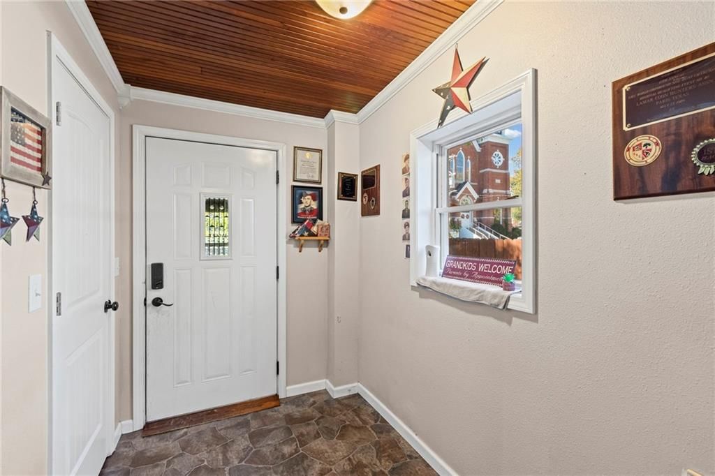 118 N Main Street — photo 4