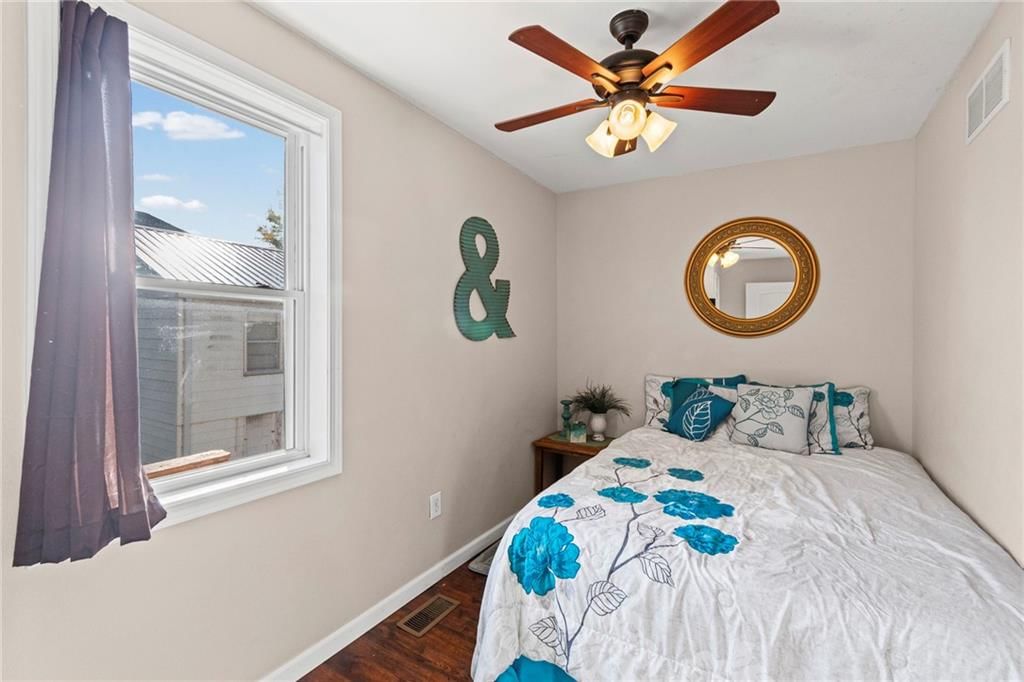118 N Main Street — photo 16