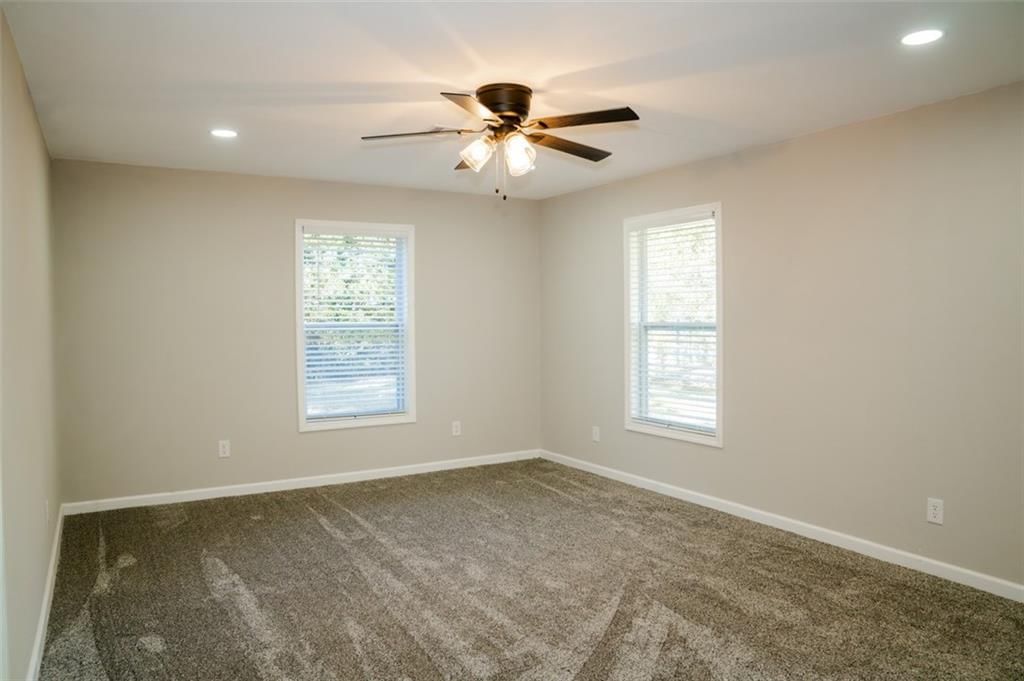 1121 S Lafayette Avenue — photo 8