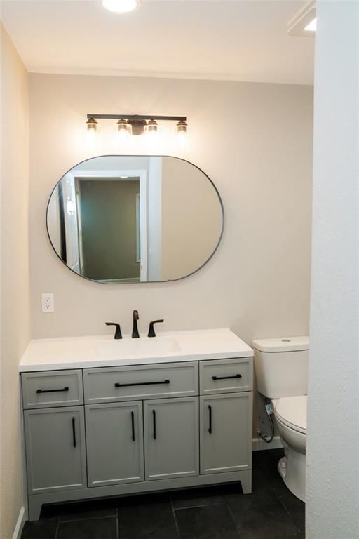 1121 S Lafayette Avenue — photo 11