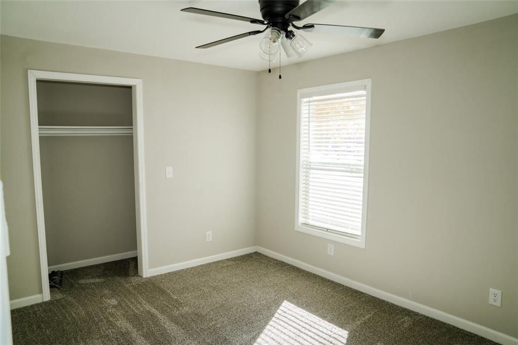 1121 S Lafayette Avenue — photo 16