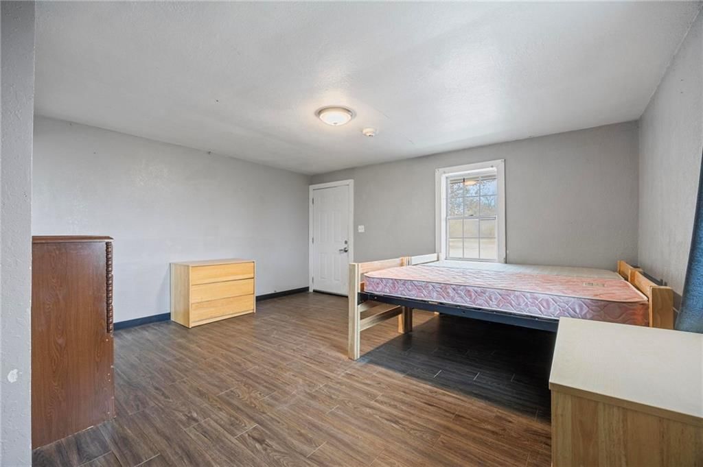 701 N NATIONAL Avenue — photo 9