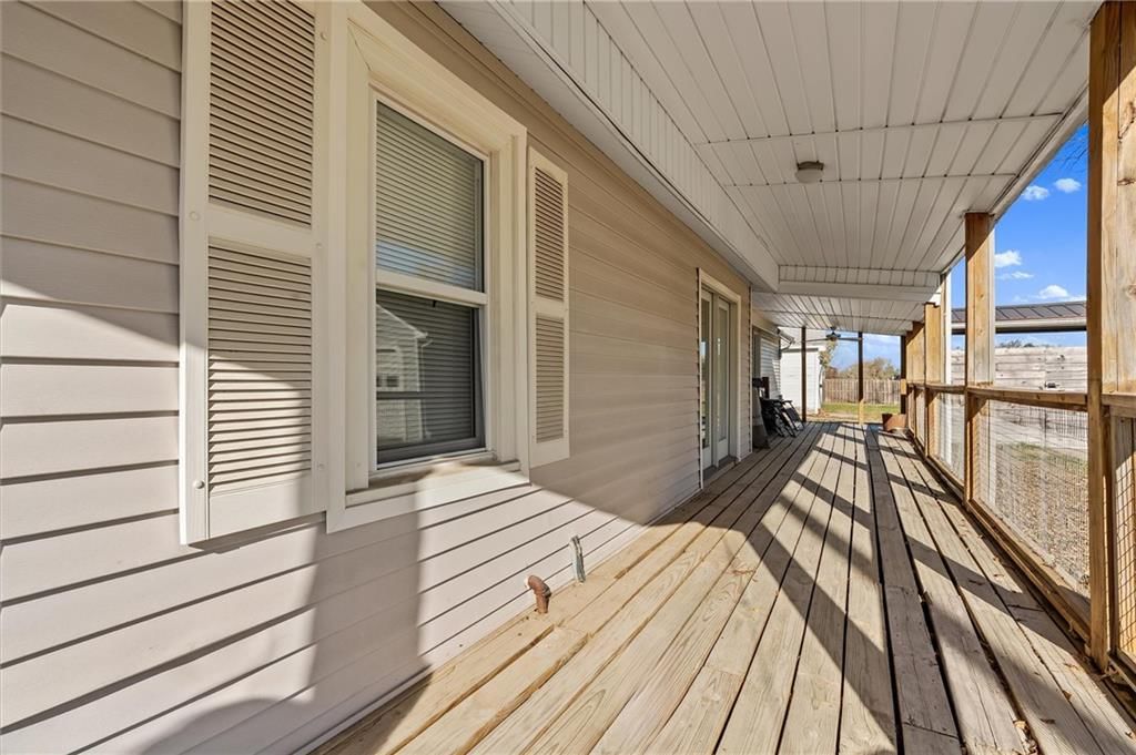 328 W 5th Street — photo 23