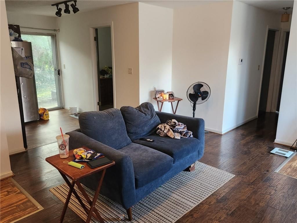 1001 NE 45th Street — photo 3