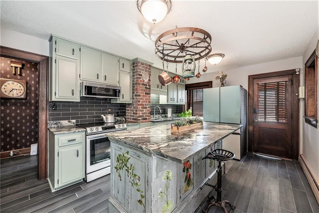 406 S Birch Avenue — photo 9