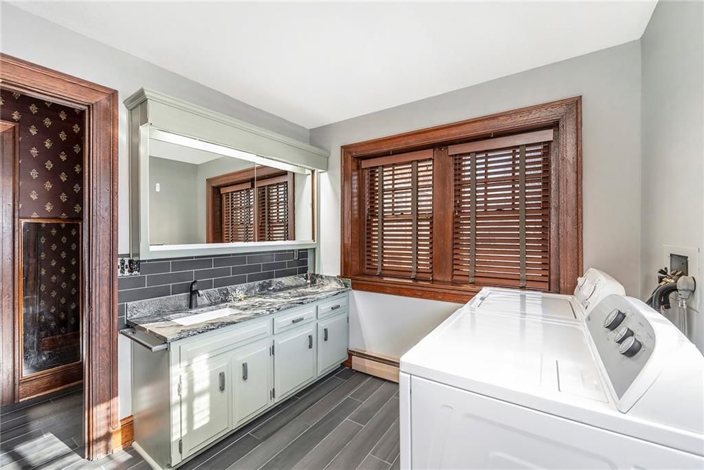 406 S Birch Avenue — photo 13
