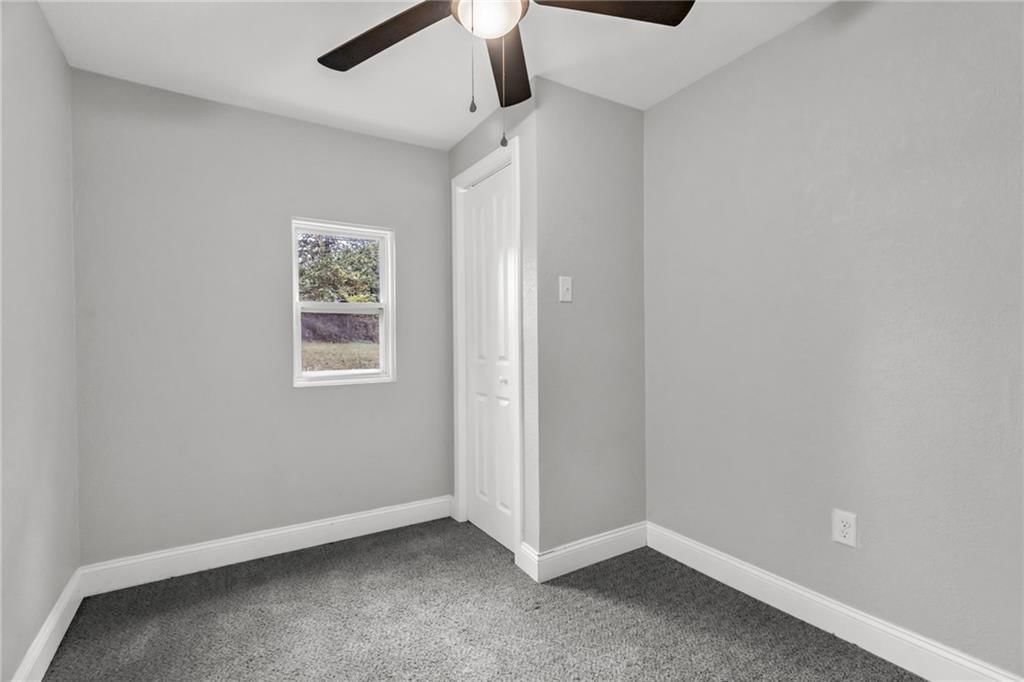 8111 Park Avenue — photo 14