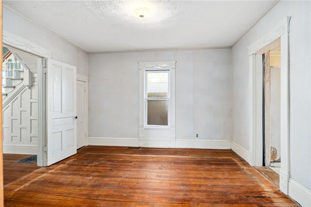 311 S 6th Street — photo 14