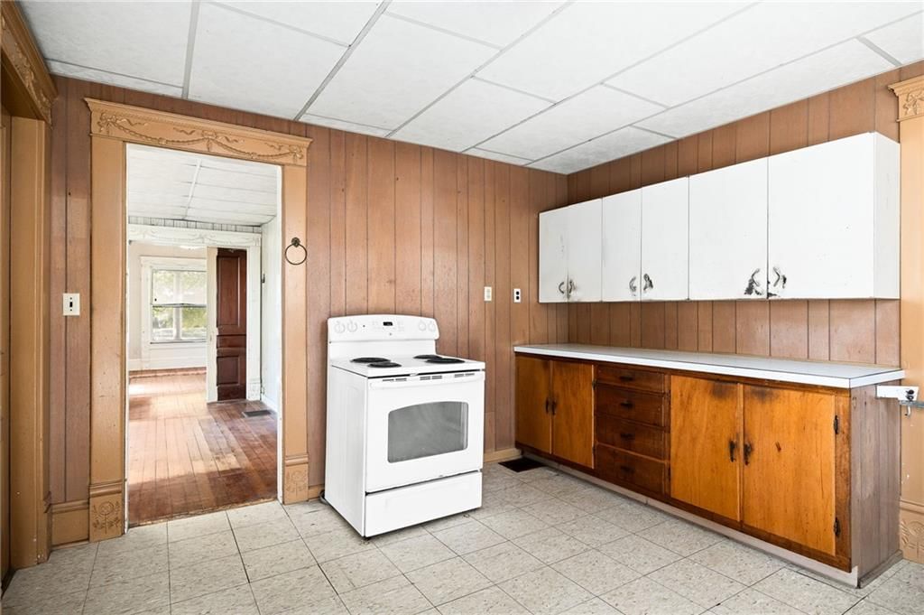 311 S 6th Street — photo 18