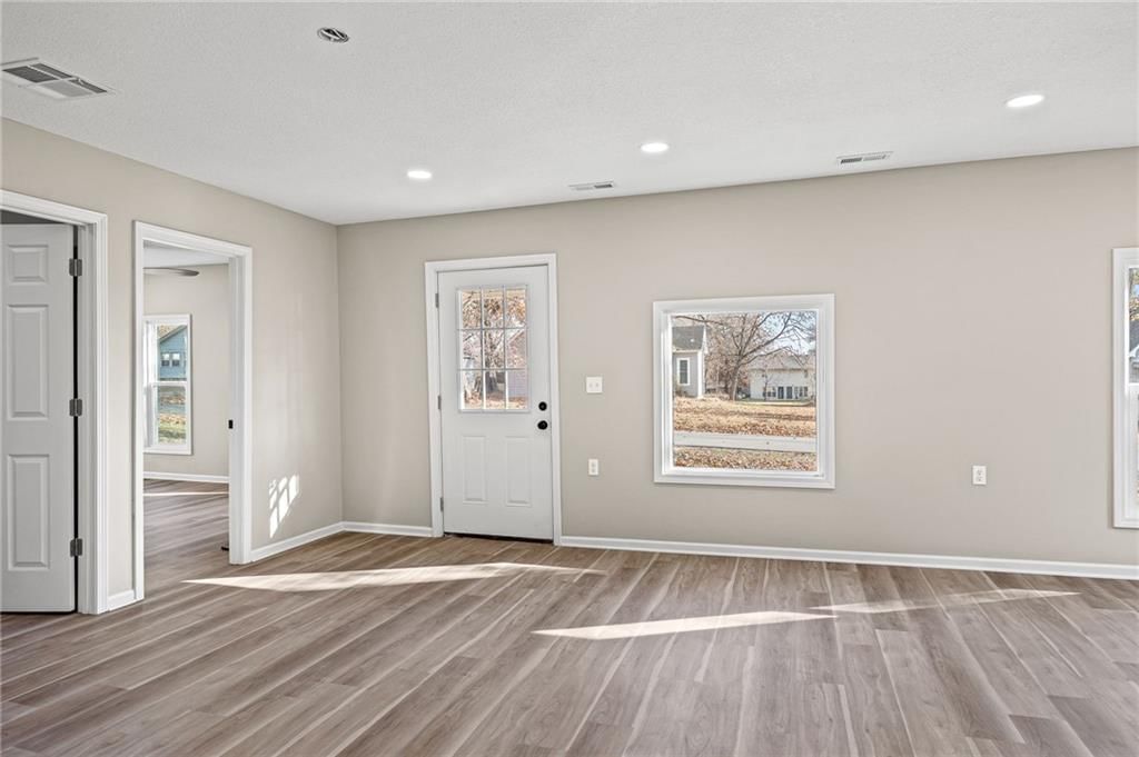 506 Maple Street — photo 4