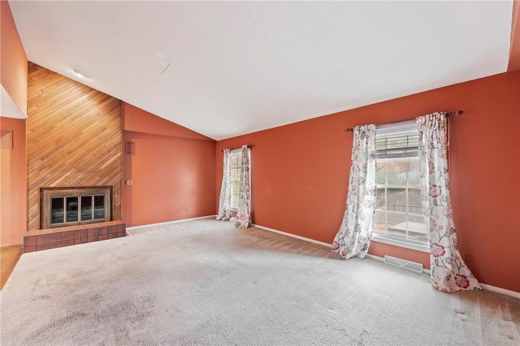 308 S Stevenson Street — photo 6