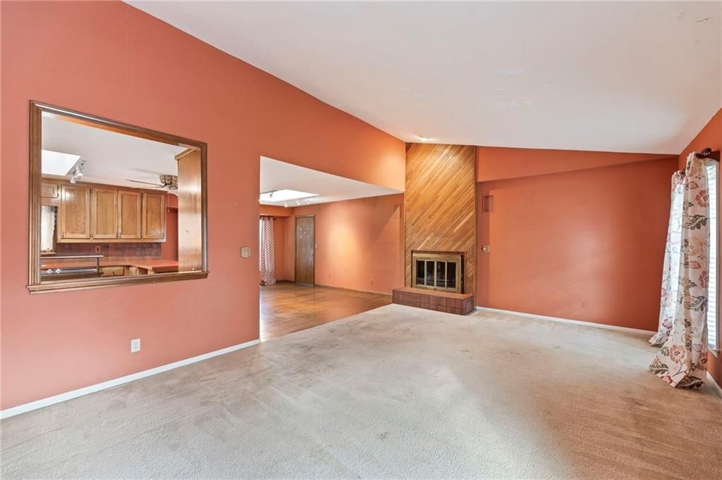 308 S Stevenson Street — photo 7