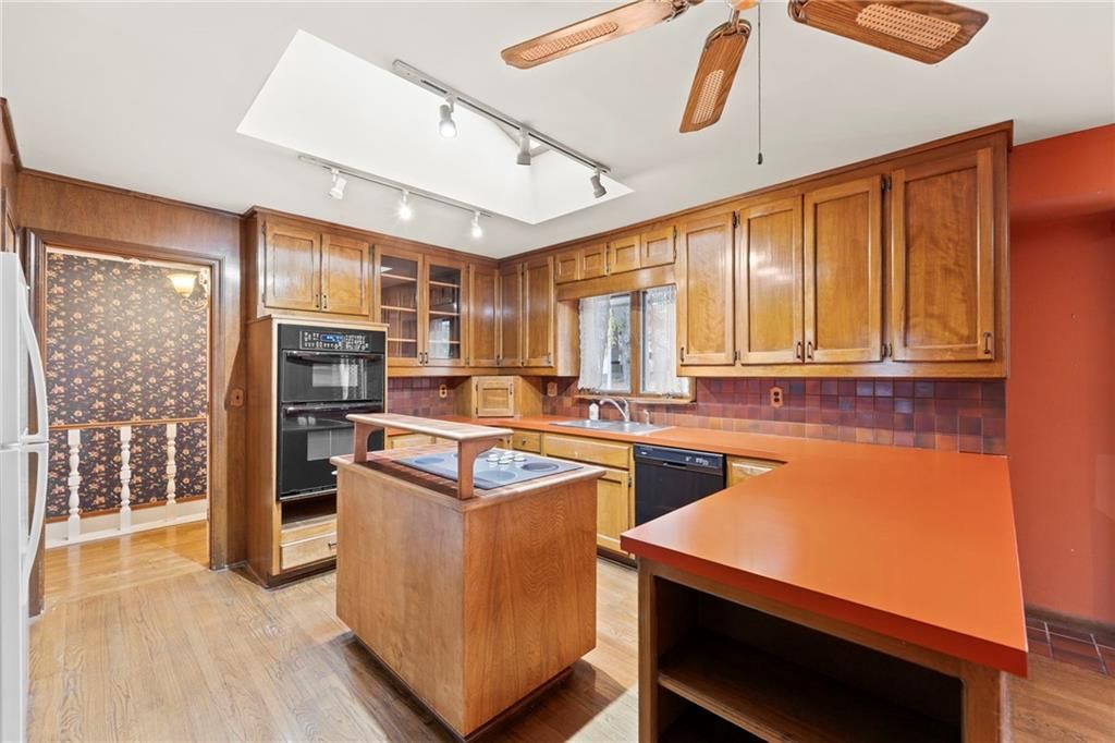 308 S Stevenson Street — photo 12