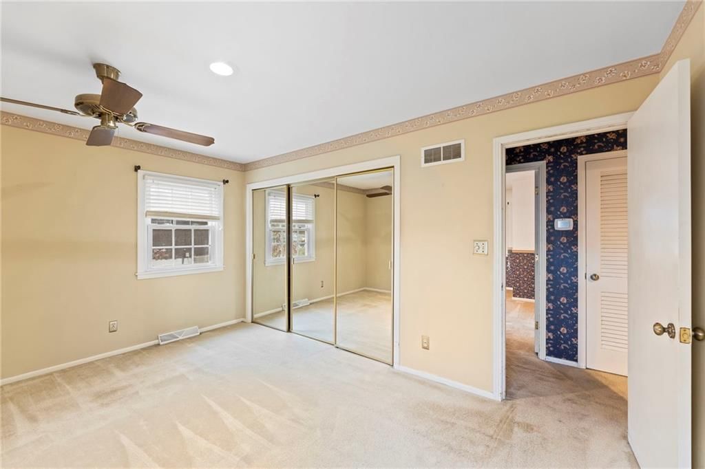 308 S Stevenson Street — photo 19