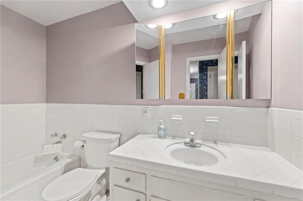 308 S Stevenson Street — photo 22