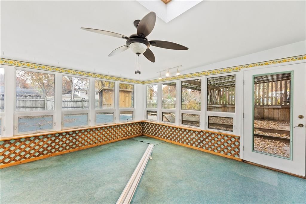 308 S Stevenson Street — photo 28