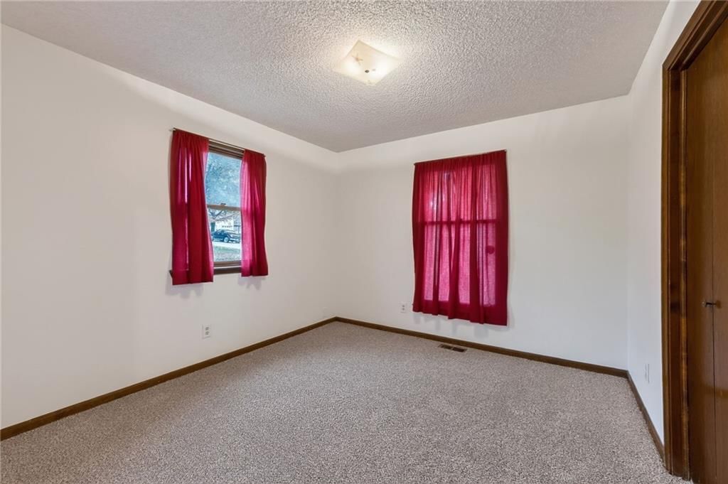 606 NE 115th Street — photo 14