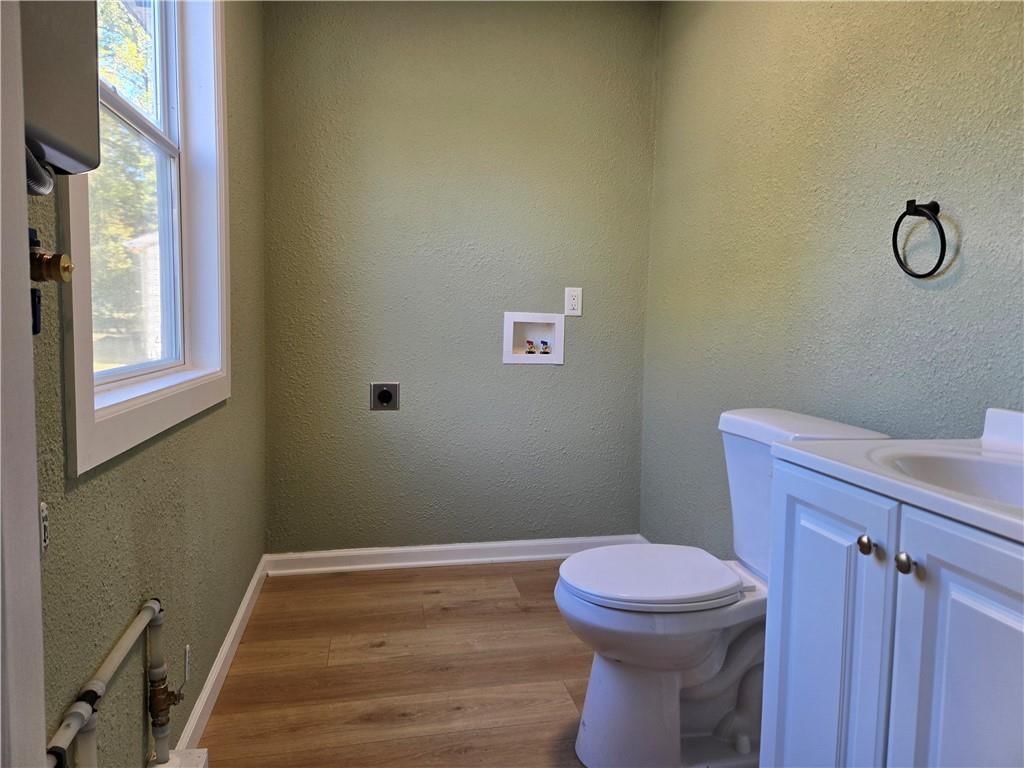 203 N Chestnut Street — photo 13
