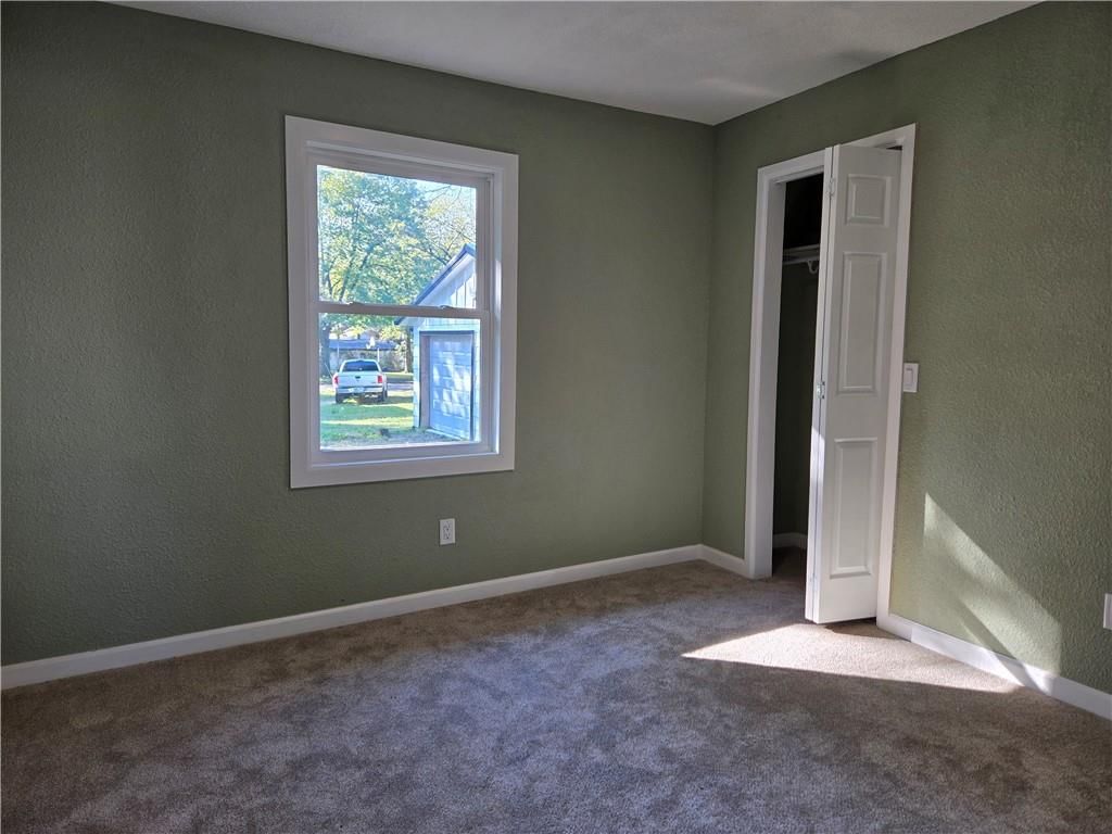 203 N Chestnut Street — photo 14