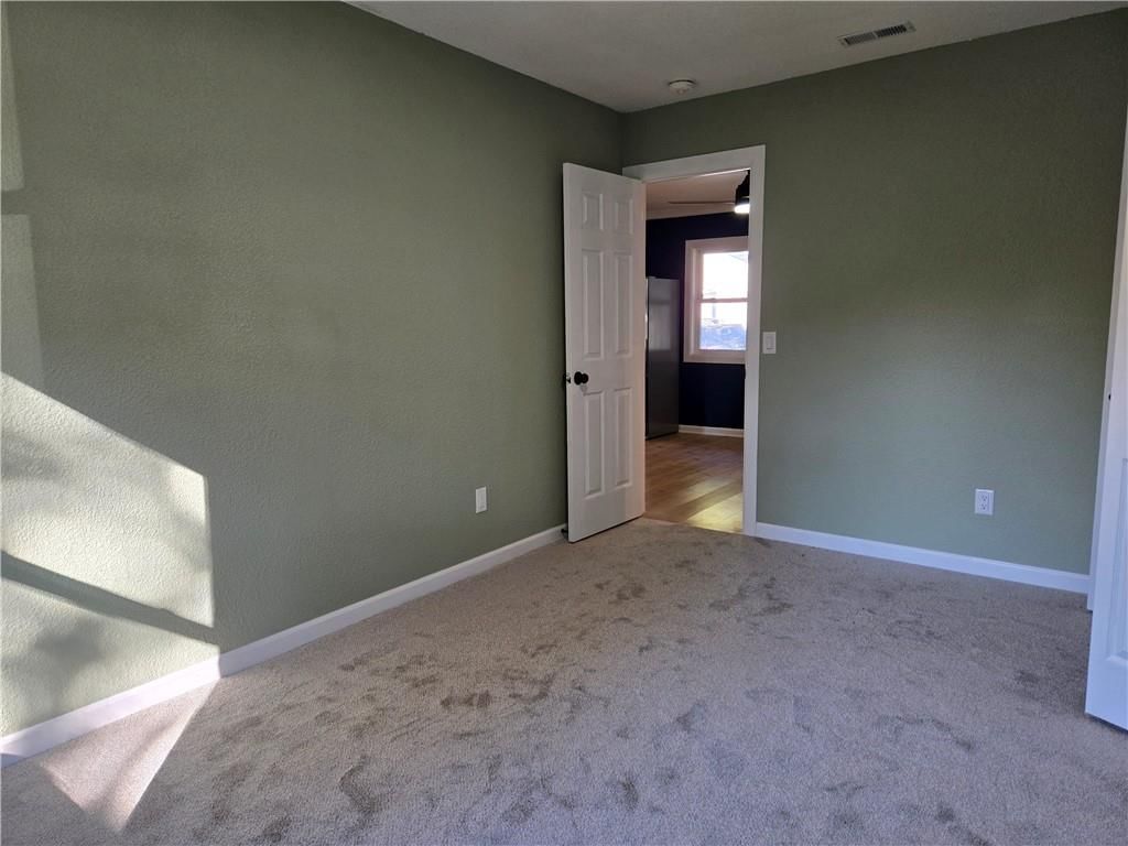 203 N Chestnut Street — photo 15
