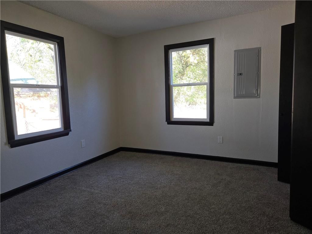 806 W 2nd Street — photo 20