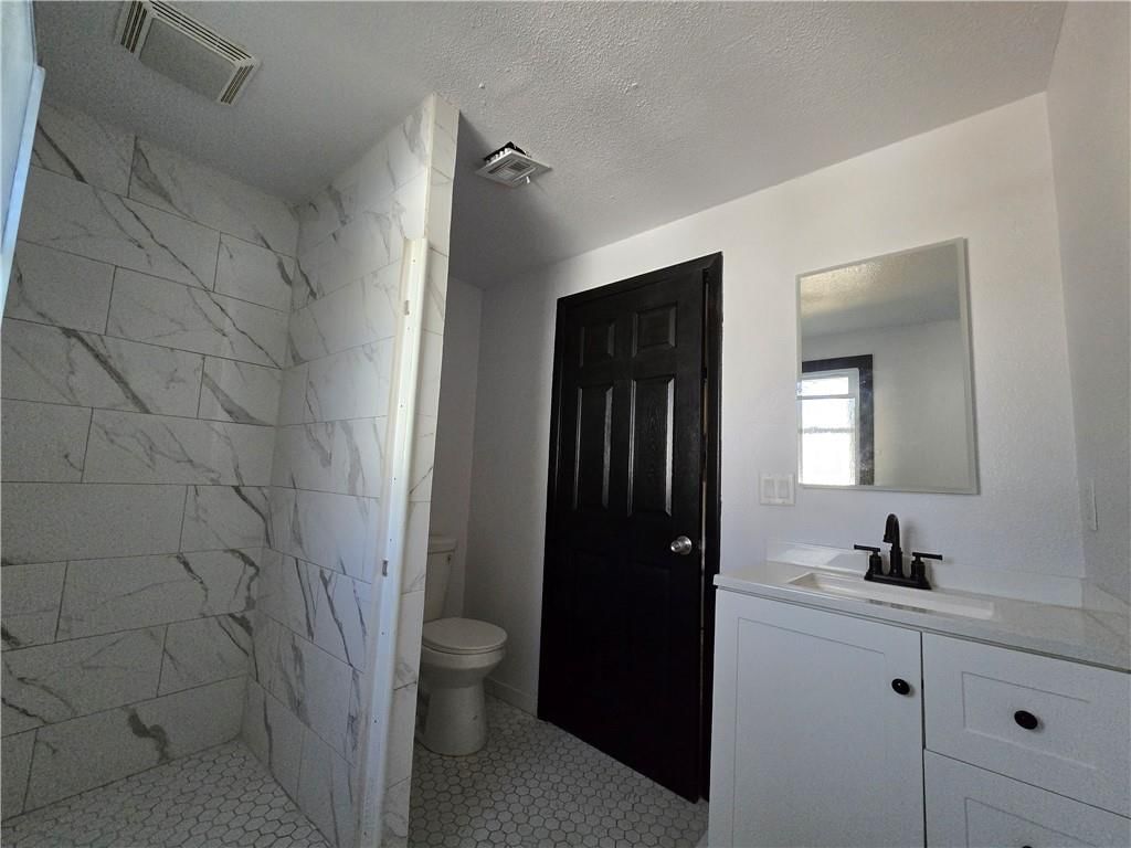 806 W 2nd Street — photo 23