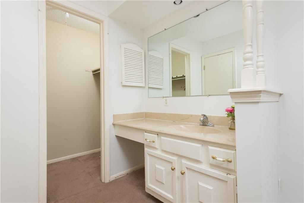 9604 Nieman Place — photo 24