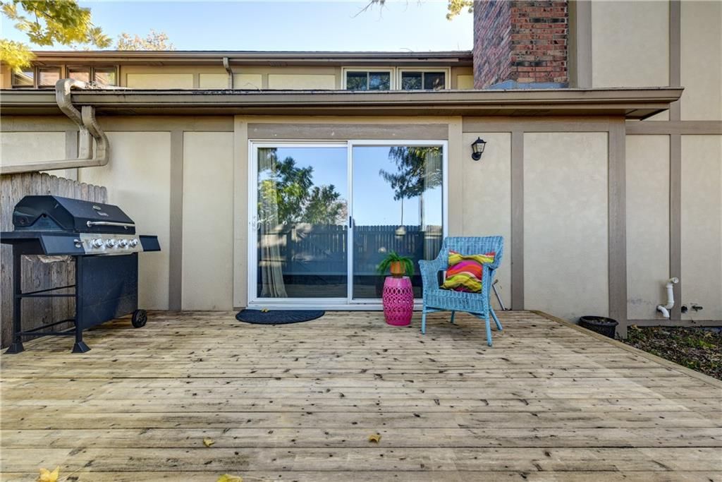 9604 Nieman Place — photo 32