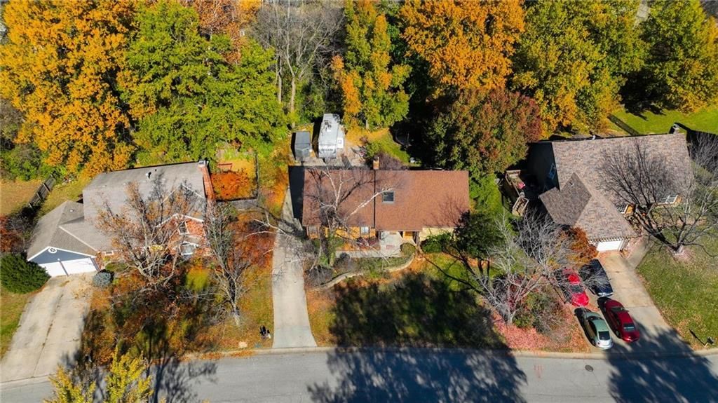 2901 Trenchard Drive — photo 3