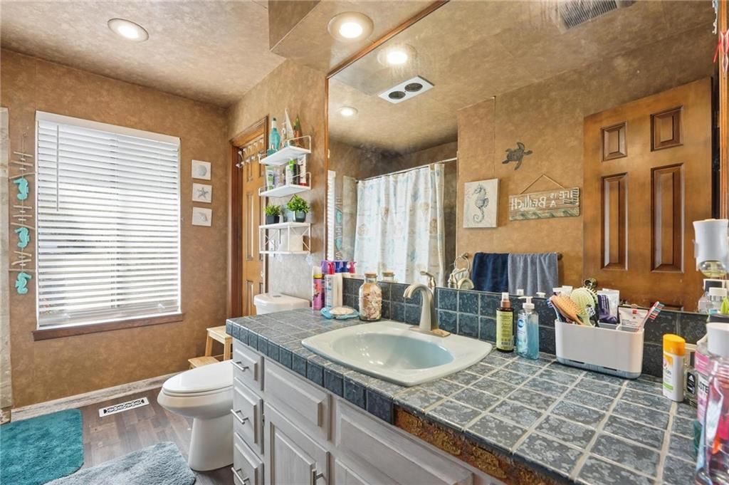 2901 Trenchard Drive — photo 17
