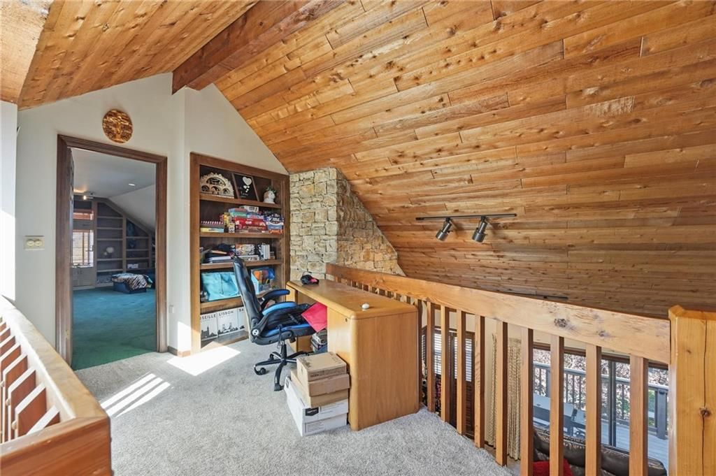 2901 Trenchard Drive — photo 26
