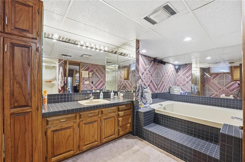 2901 Trenchard Drive — photo 35