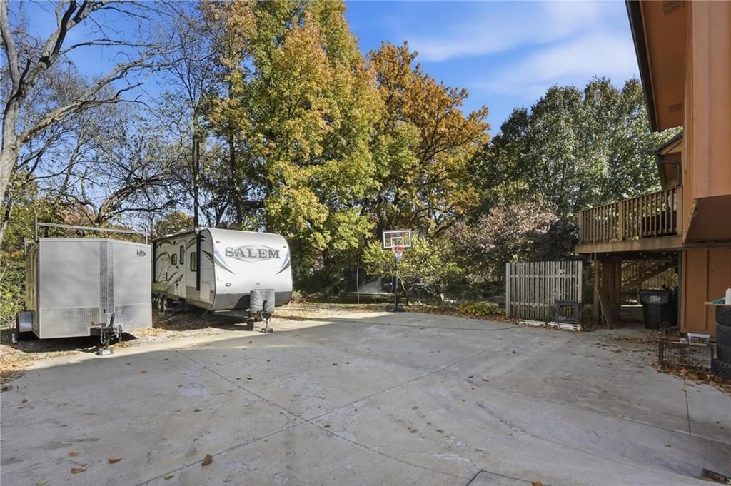2901 Trenchard Drive — photo 42