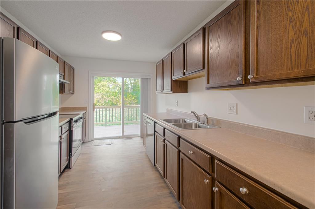 1510 Yecker Avenue — photo 10