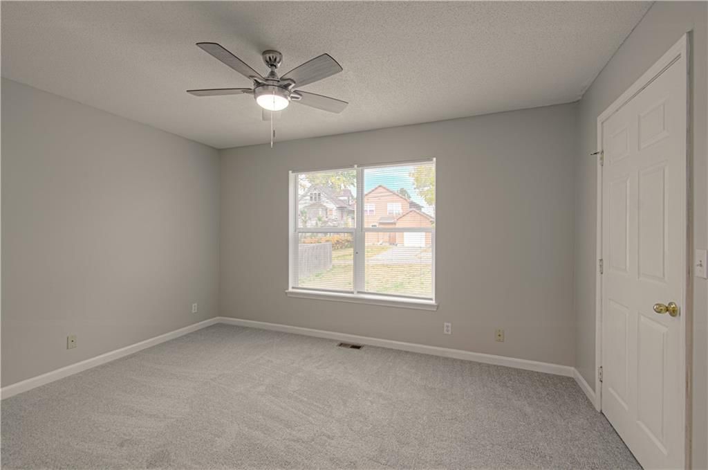 1510 Yecker Avenue — photo 12