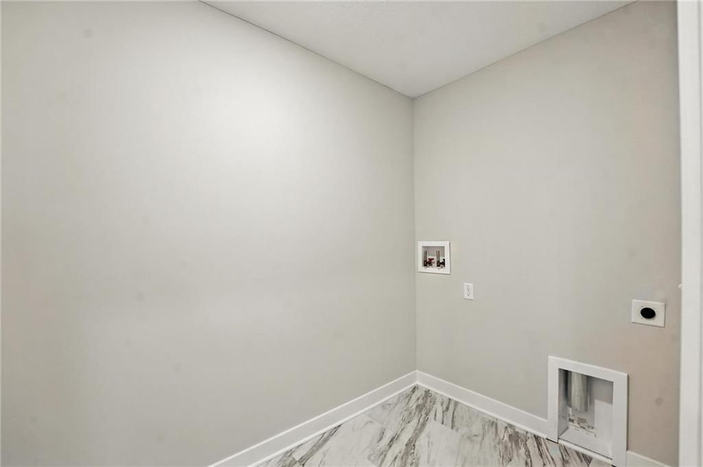1323 S 4th Street E — photo 18